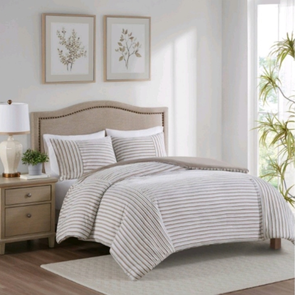 Madison Park 3pc King/California King River clpped Jacquard Duvet Cover Set Off